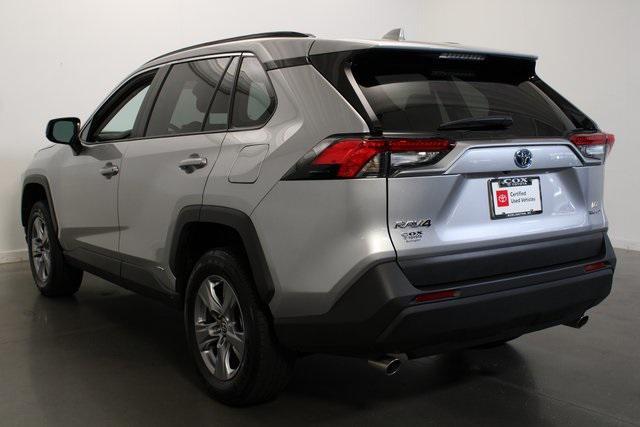 2024 toyota rav4 hybrid se