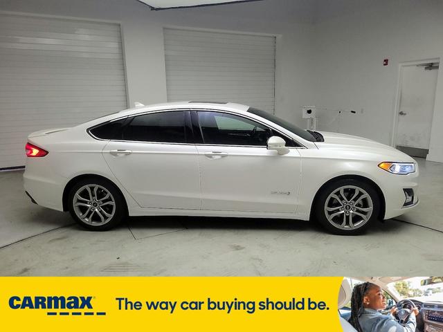 2019 ford fusion hybrid titanium
