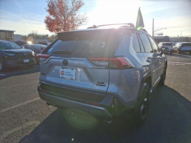 2020 toyota rav4 hybrid se
