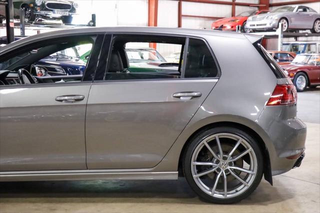 2017 volkswagen golf r 4-door w/dcc & navigation