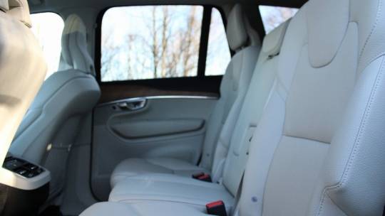 2022 Volvo XC90