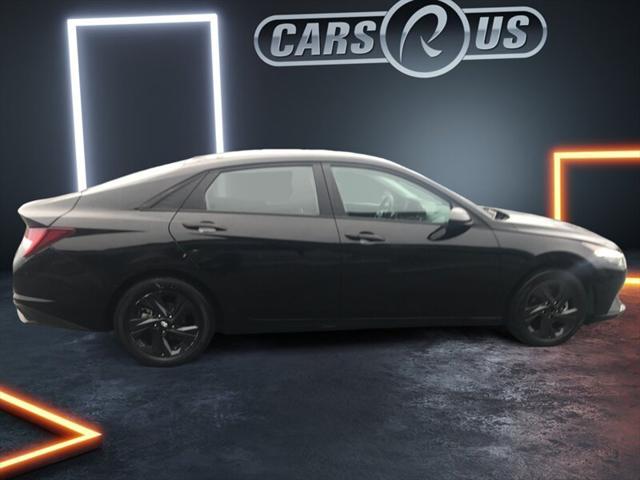 2022 hyundai elantra hev blue