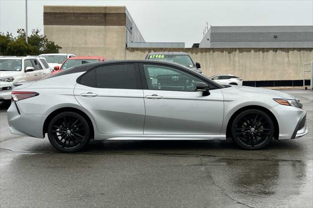 2021 toyota camry xse