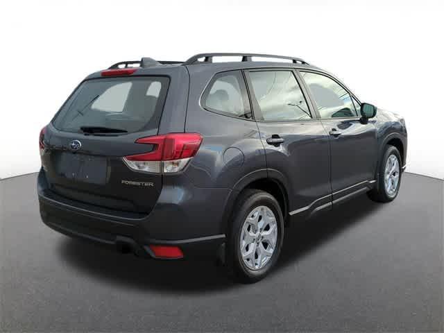 2022 subaru forester base