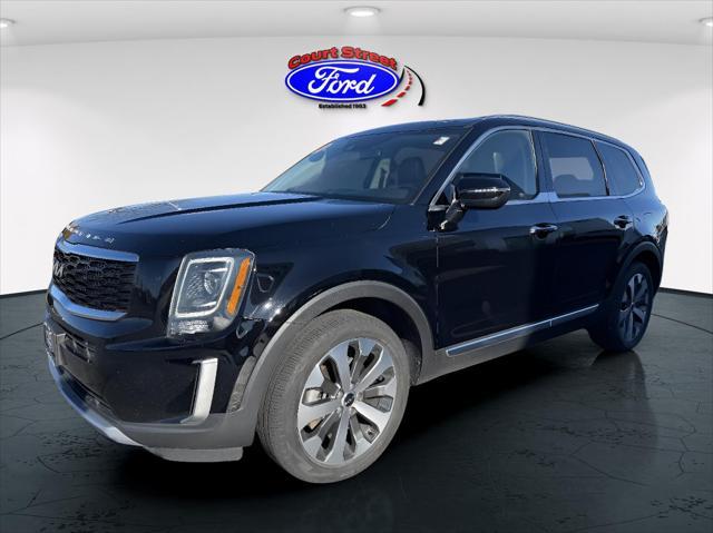 2022 kia telluride s