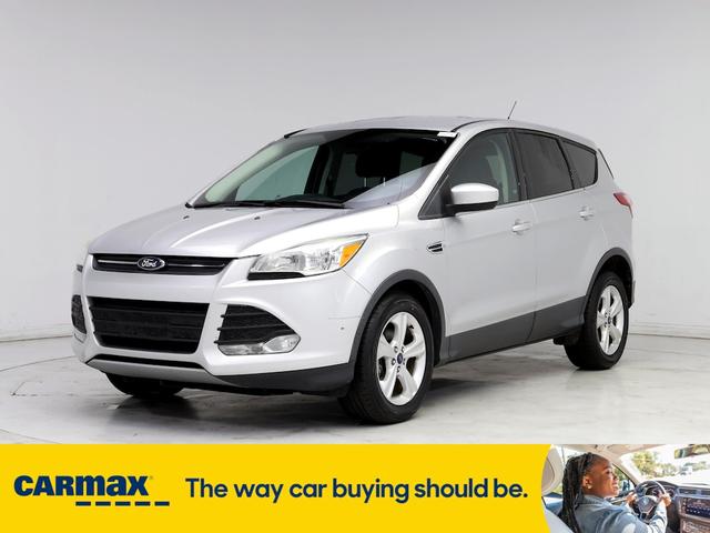 2015 ford escape se