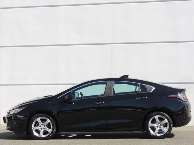 2017 chevrolet volt lt