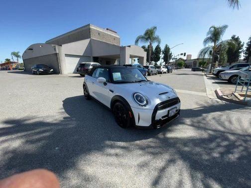 2023 mini convertible