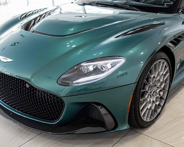 2023 aston martin dbs volante