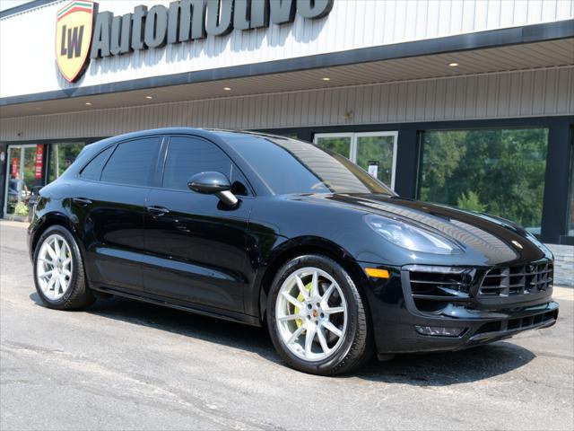 2017 porsche macan gts