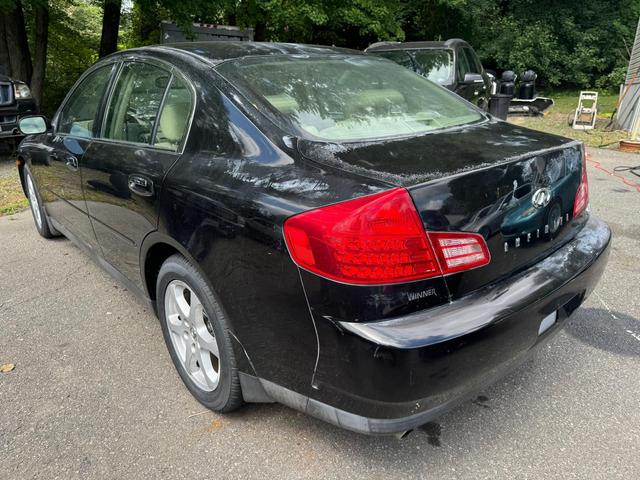 2004 infiniti g35 base