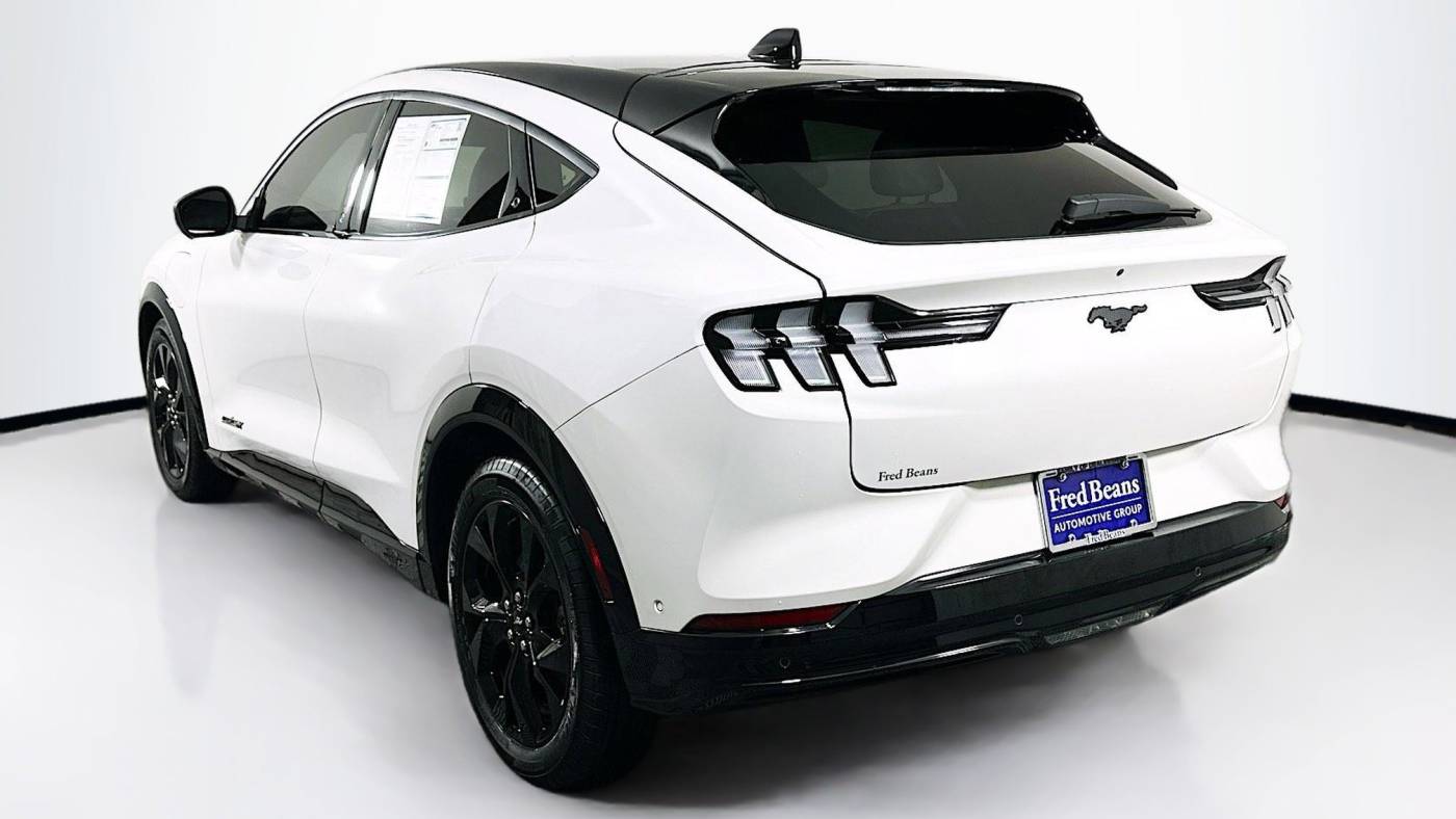 2023 ford mustang mach-e premium