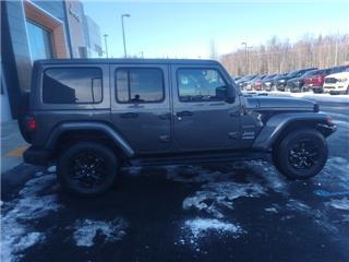 2020 Jeep Wrangler sahara altitude