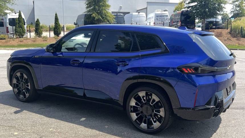 2023 bmw xm base