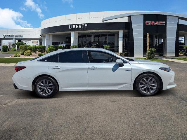 2019 toyota avalon hybrid xle