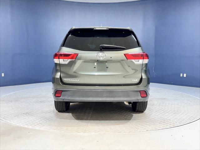 2019 toyota highlander xle