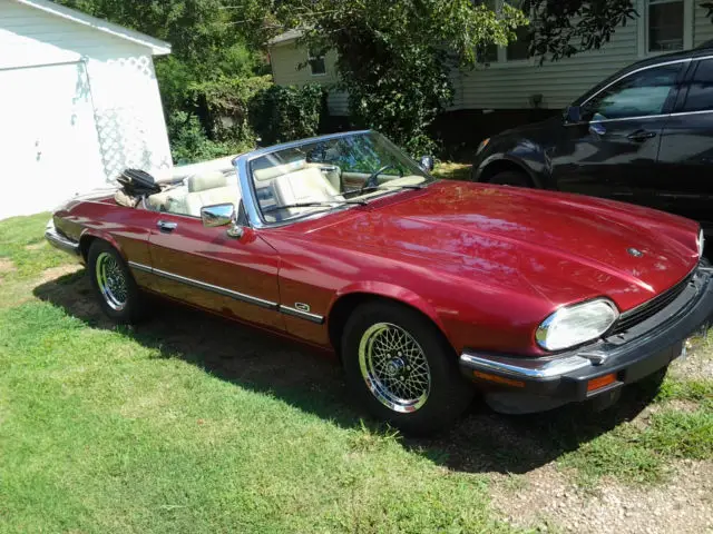 reduced $1000.00 jaguar 1992 xjs convertible low mileage great condition