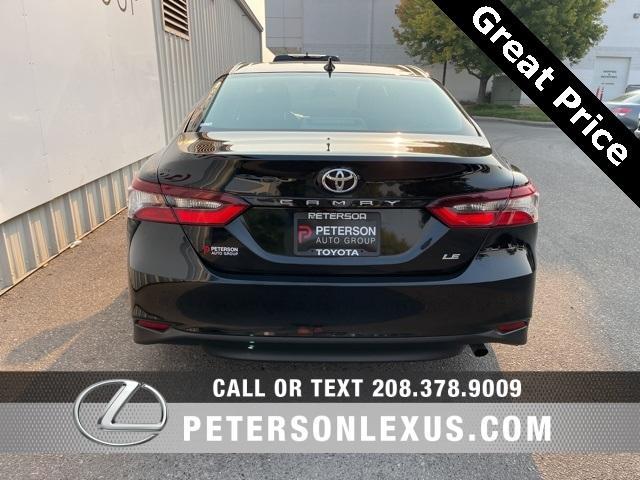 2022 toyota camry le