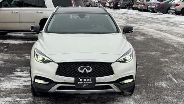 2018 infiniti qx30 essential