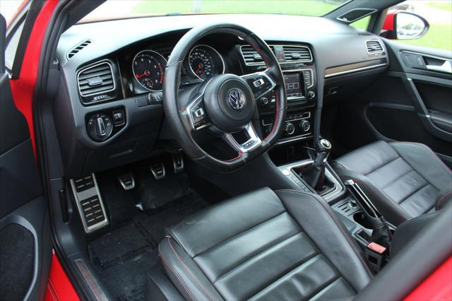 2015 volkswagen golf gti 2.0t se w/performance package 4-door