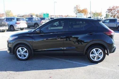 2022 nissan kicks in northwoods, illinois