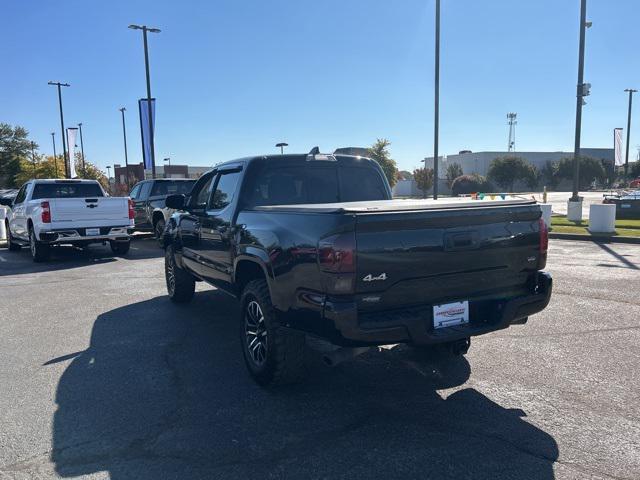 2022 toyota tacoma sr