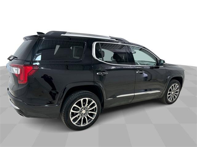2022 gmc acadia denali