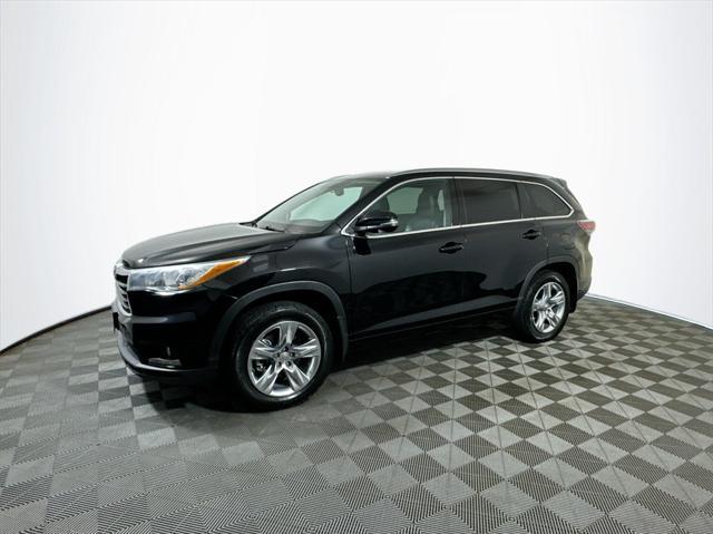 2015 toyota highlander limited