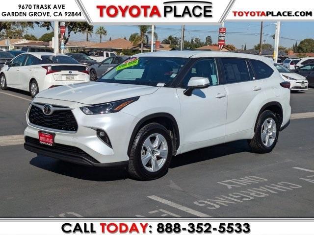 2023 toyota highlander le