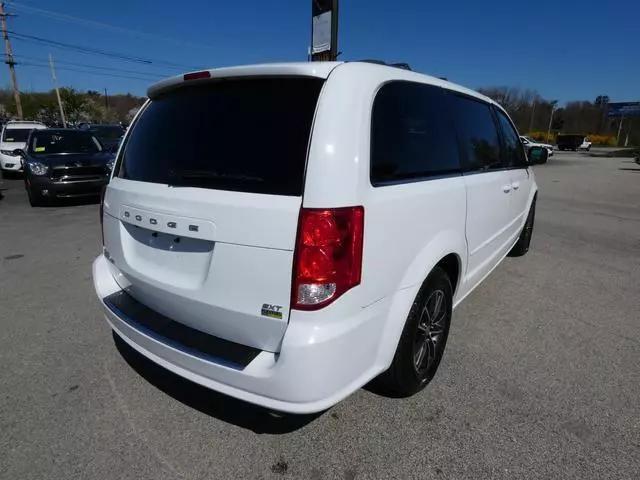 2016 dodge grand caravan sxt