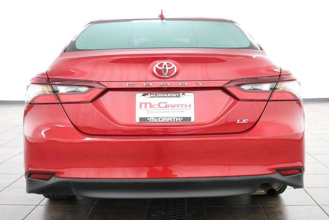 2023 toyota camry le
