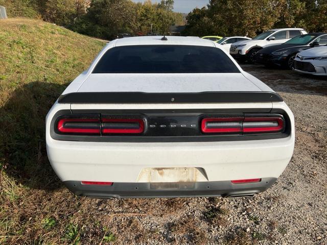 2016 dodge challenger r/t