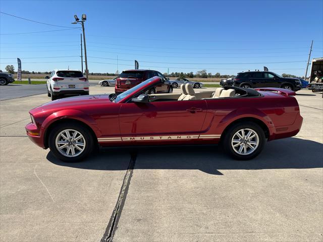 2006 ford mustang base