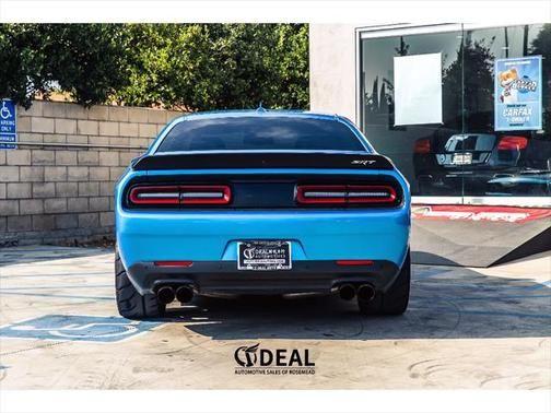 2016 dodge challenger
