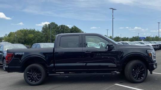 new 2024 ford f-150 lariat supercrew 5.5' box 4wd
