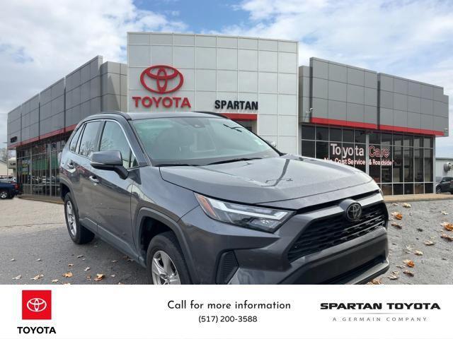 2022 toyota rav4 xle