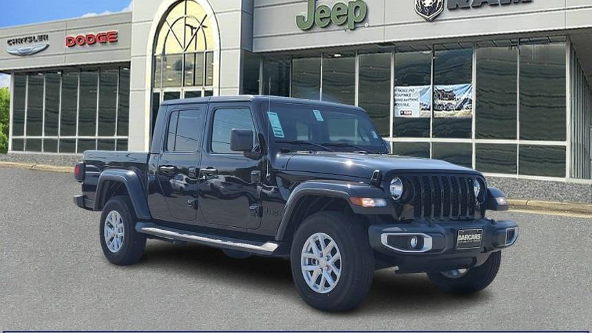 2023 jeep gladiator sport