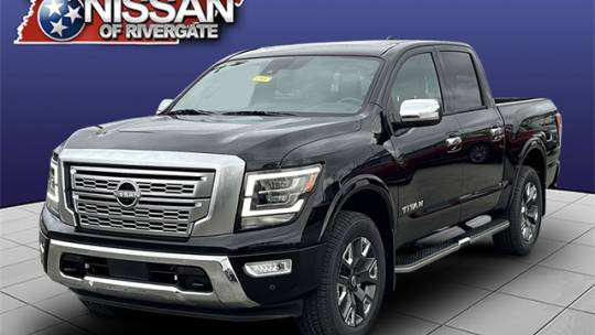 2024 Nissan Titan platinum
