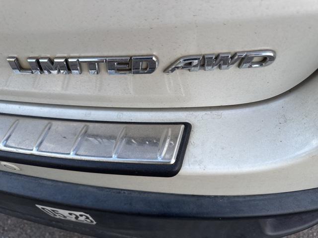 2016 toyota highlander limited