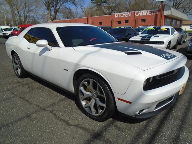 2015 dodge challenger r/t plus