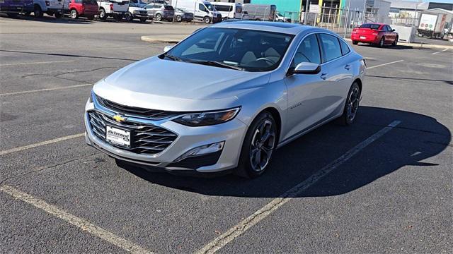 2022 chevrolet malibu fwd lt