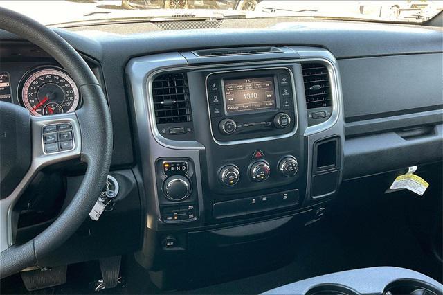 2022 ram 1500 classic warlock quad cab 4x4 6'4' box