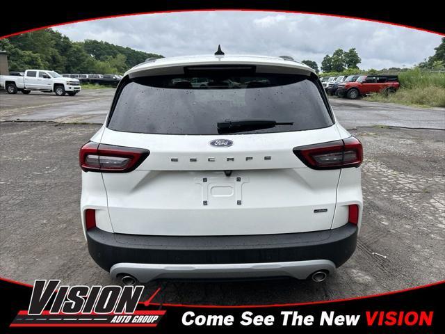 2023 ford escape base