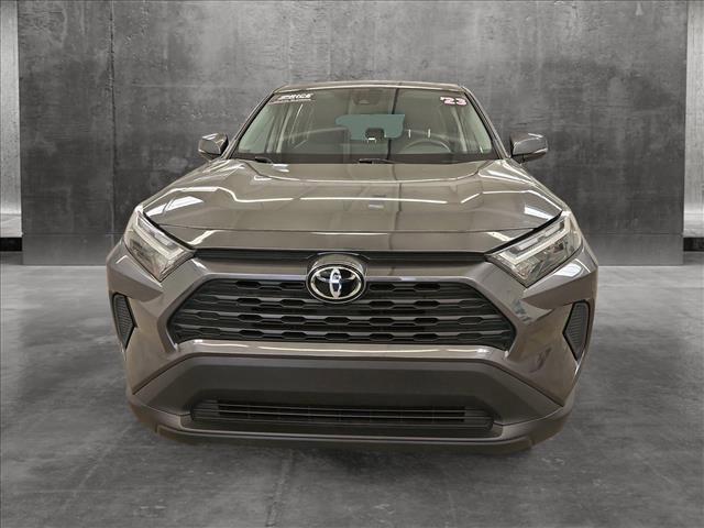 2023 toyota rav4 le