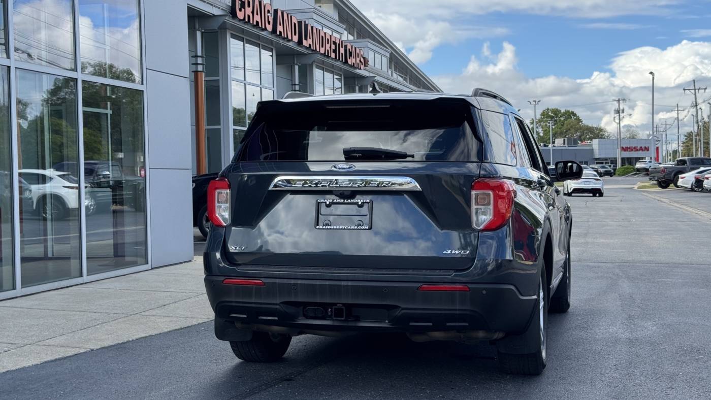 2022 ford explorer xlt