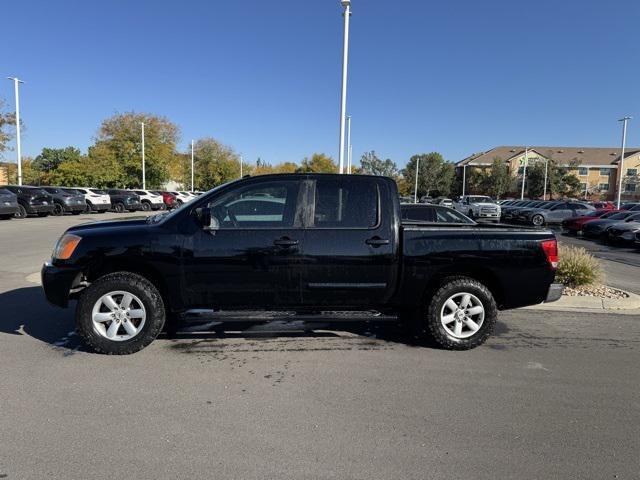 2014 nissan titan sv