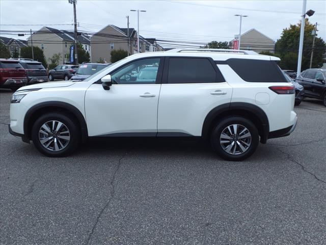 2023 nissan pathfinder sl 4wd
