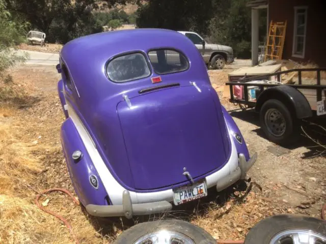1939 plymouth deluxe sedan