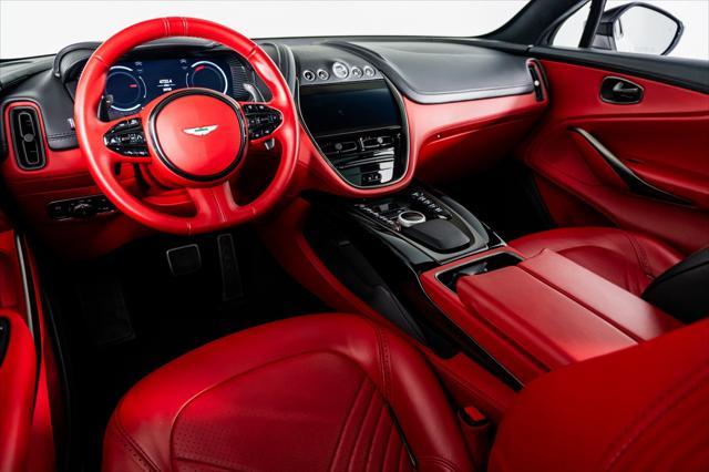 2021 aston martin dbx base