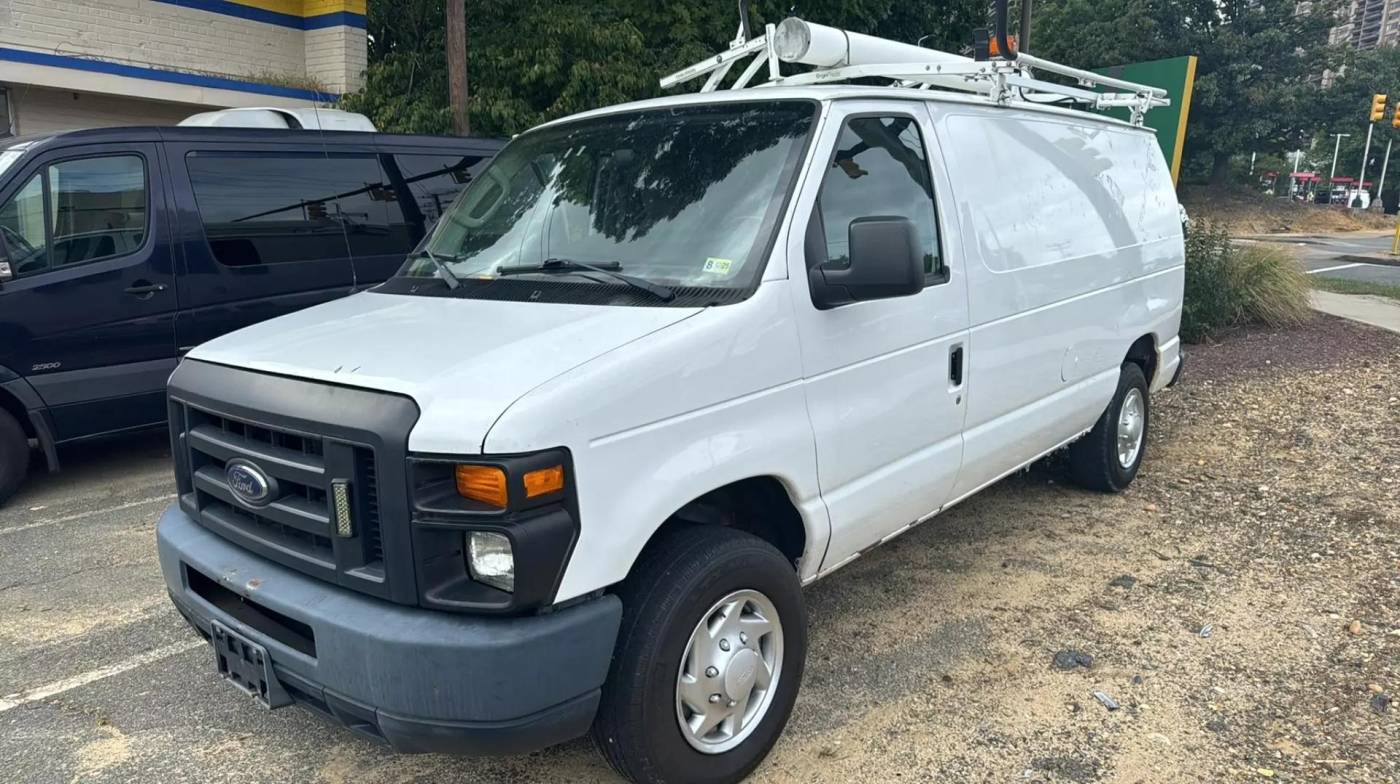 2013 ford e-series e-150
